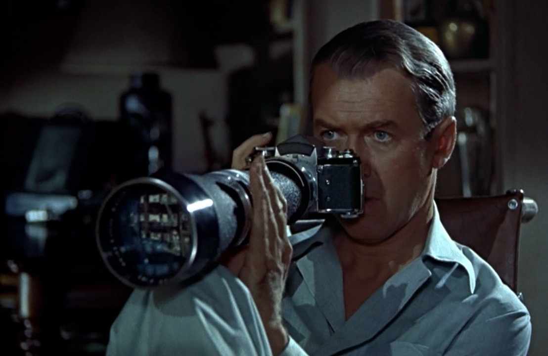 Rear Window (1954) – Suspenseful Hitchcock Masterpiece